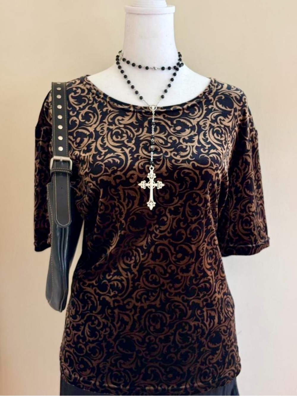 Vintage whimsygoth velvet floral scroll vine tapestry black brown goth top Y2K L